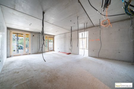 *Frühjahr 2027* Geräumige 4-Zimmer Wohnung mit über 500 qm Freifläche!