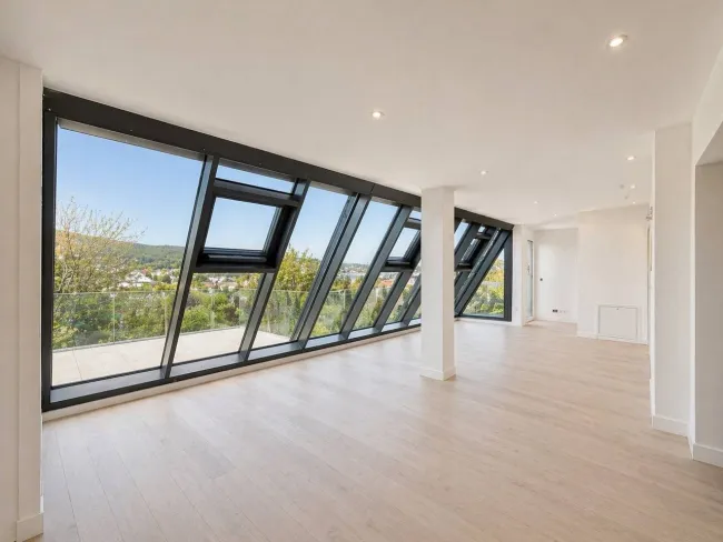 Erstbezug 2026: Penthouse im Luxusprojekt mit Pool und Outdoorküche - Bild