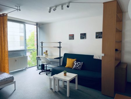 Nette helle Einzimmerwohnung..