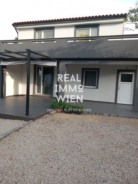 Traumhaus in Lakmartin: 4 Zimmer, Terrassen, Garten und mehr