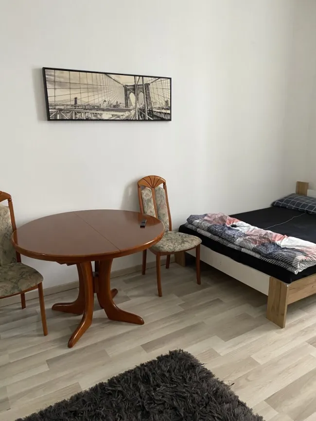 Kleine Altbauwohnung nähe Hannovermarkt.. - Titelbild