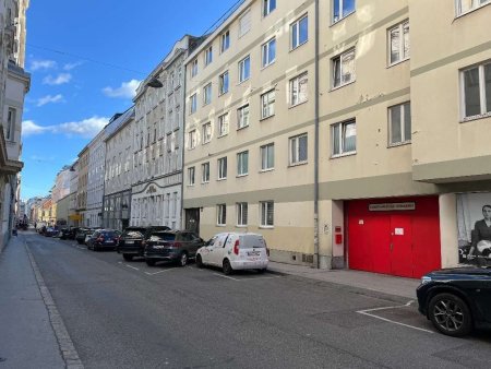 Erstbezug nach Generalsanierung --Helle 3-Zimmer-Wohnung nahe Brunnenmarkt..