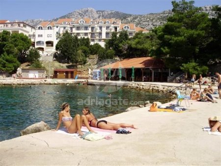 Zwischen Meer und Gebirge - Baugrundstücke für Tourismus- Hotelprojekte in Kroatien / Karlobag
