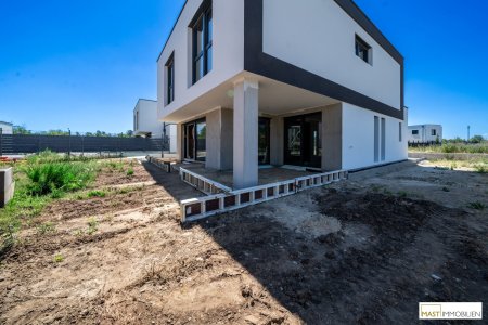 Neubau in Strasshof! Belagsfertiges Einfamilienhaus mit 149 m² Wohnfläche, Terrasse & 2 PKW-Stellplätzen – zentrale Lage nahe Wien