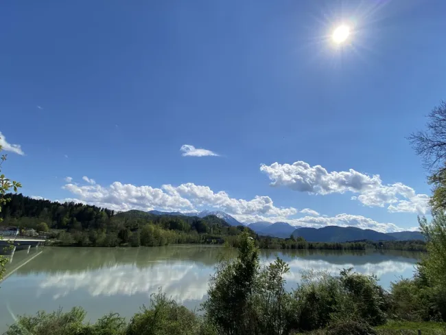 Traumhaftes Grundstück in idyllischer Lage - Direkt an der Drau, nahe dem Klopeiner See! - Bild