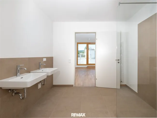 Großzügige 3,5-Zimmer Wohnung mit Balkon - future fit homes ! - Bild