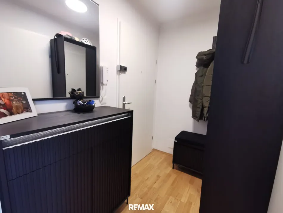 2 Zimmer, Seezugang, alles wie neu. - Bild