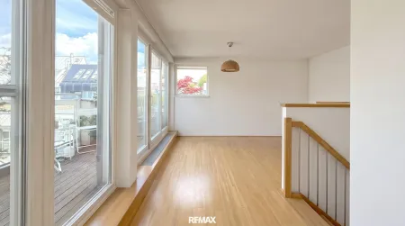 Wohnzimmer visualisiert ohne Möblierung
