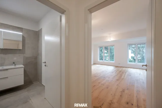 Ansicht Bad | Wohnzimmer