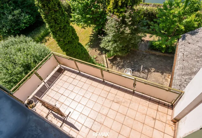 Blick auf die große Terrasse