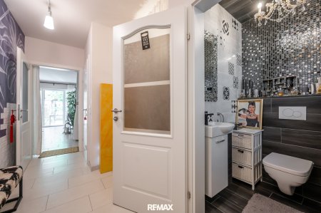 Viel Platz für die ganze Familie 194 m² NFL | eigener Garten | eigener KFZ Abstellplatz | ruhige Lage | Dachterrasse