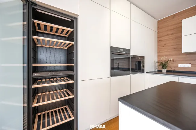 Weinschrank
