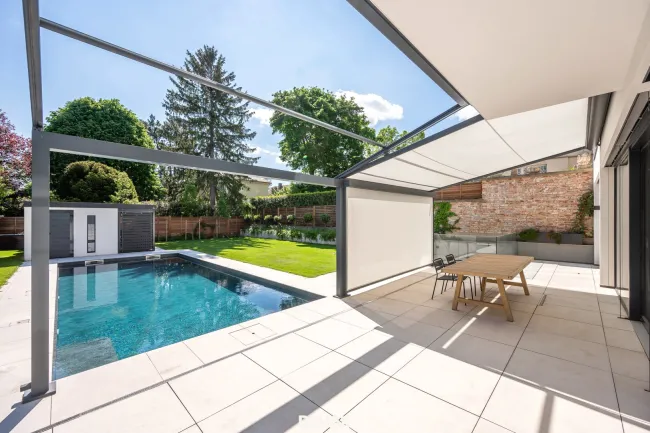 Pergola heruntergefahren