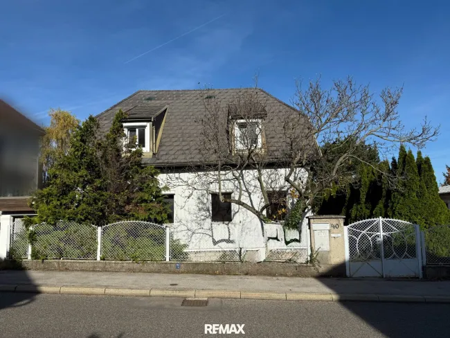 Wunderschönes Grundstück / Haus mit Potential - Bild