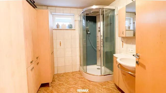 Badezimmer KG