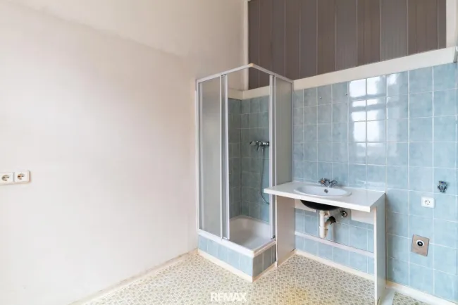 Bad mit Dusche