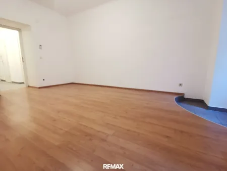 Investmentpaket oder Einzeln in Bestlage des 9. Bezirk. Teils mit Freiflächen.