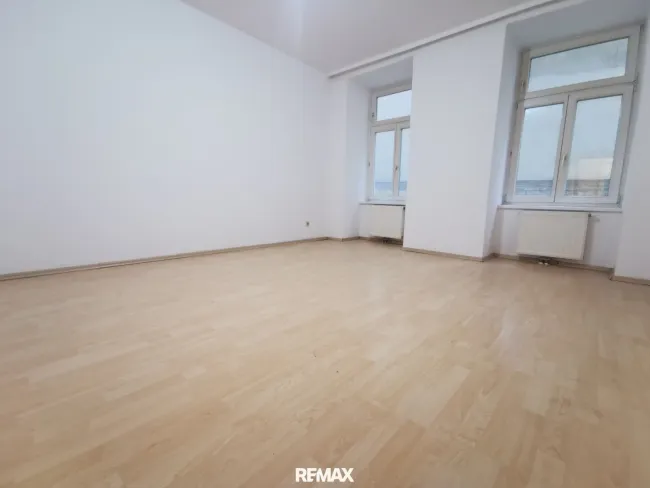 Investmentpaket oder Einzeln in Bestlage des 9. Bezirk. Teils mit Freiflächen. - Bild