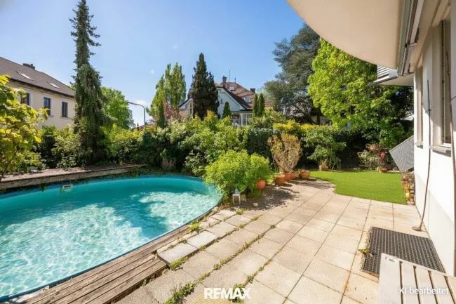Garten mit Pool renovierter Zustand