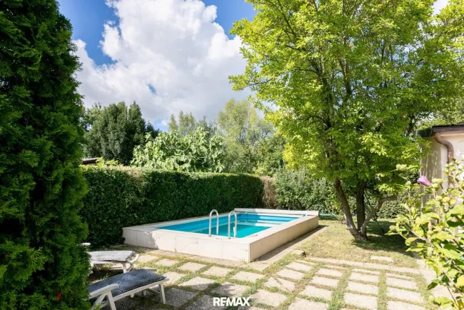 13 Pool