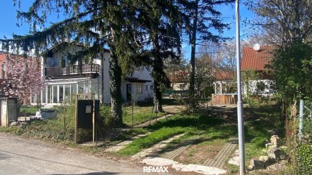 Ebenes Baugrundstück für ein Einfamilienhaus in super Lage!