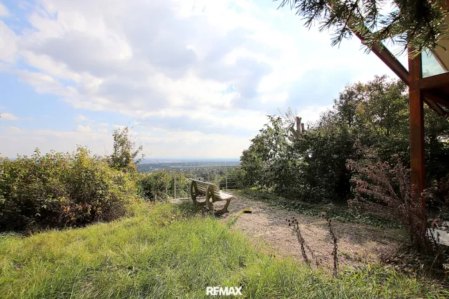Eigengrund: Grünland mit Gartenhaus - Großes Grundstück in Mauer am Kadoltsberg - direkt am Lainzer Tiergarten - Titelbild
