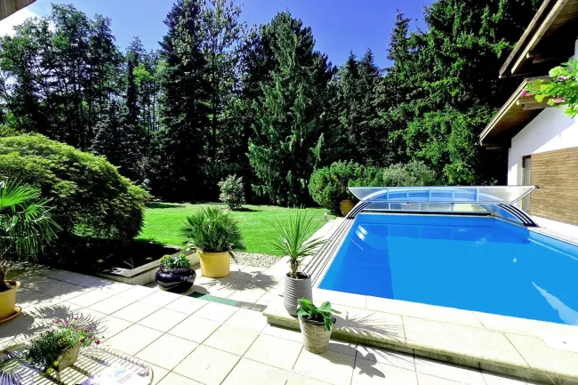 04 Pool