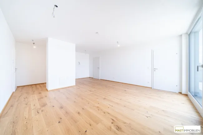Provisionsfreie 2-Zimmer Wohnung mit über 80qm Freifläche - Bild