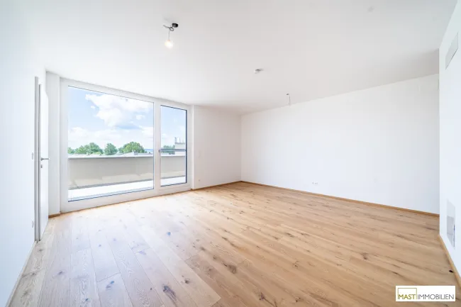 Provisionsfreie 2-Zimmer Wohnung mit über 80qm Freifläche - Titelbild