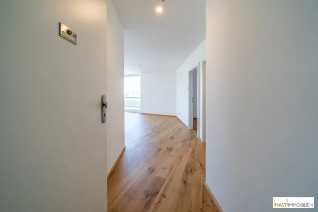 2-Zimmer Wohnung mit 130qm Freifläche am See - Bild