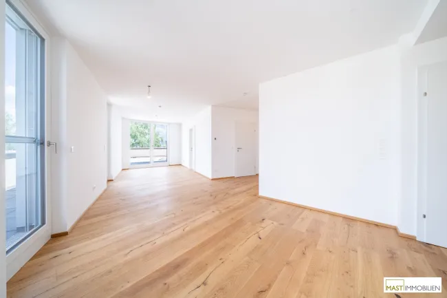 *Sofort beziehbar* 3-Zimmer Dachgeschosswohnung mit unglaublicher Freifläche - Bild