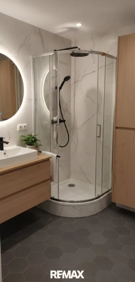 Badezimmer KI generiert