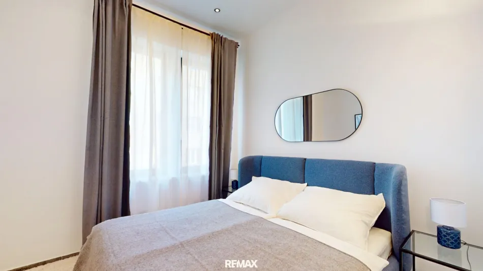 Top aufgeteilte 3 Zimmer Wohnung mit traumhaft sonniger TERRASSE im Innenhof | PROVISIONSFREI - Bild