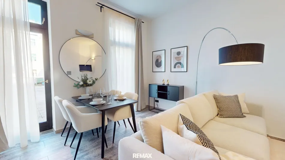 Top aufgeteilte 3 Zimmer Wohnung mit traumhaft sonniger TERRASSE im Innenhof | PROVISIONSFREI - Titelbild
