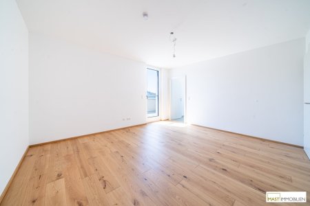 *Provisionsfrei* 3-Zimmer Wohnung mit über 170qm Außenfläche!