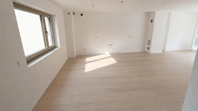 Großzügige Erstbezugswohnung mit zwei Terrassen in zentraler Lage von Baden - Bild