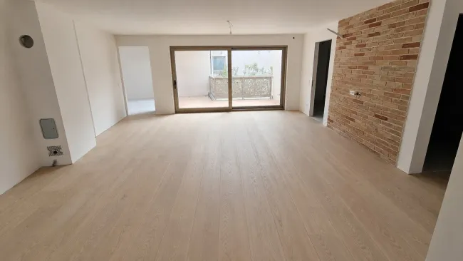 Großzügige Erstbezugswohnung mit zwei Terrassen in zentraler Lage von Baden - Titelbild