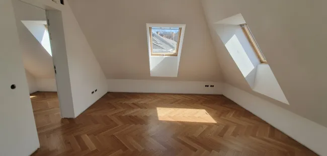 Erstbezug | Moderne Maisonette mit Terrasse in zentraler Lage von Baden - Titelbild