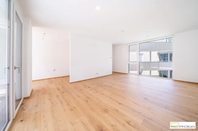 *Provisionsfrei* 3-Zimmer Familienwohnung im 1. OG! - Bild