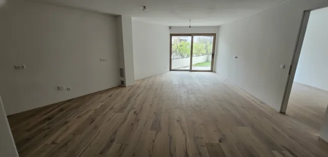 Gartenwohnung in Baden – Ertsbezug - Titelbild