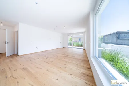 Sofort beziehbar! 2-Zimmer Erdgeschosswohnung mit rund 20qm Freifläche!