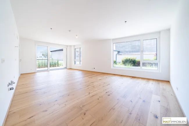 Sofort beziehbar! 2-Zimmer Erdgeschosswohnung mit rund 20qm Freifläche! - Titelbild