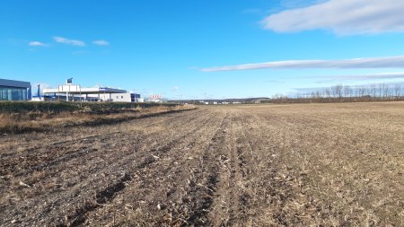 Industriegrundstück für Logistik, Produktion, Parken, Rechenzentrum, Batteriespeicher, Kraftwerke, Backbone Turknet in Gehweite