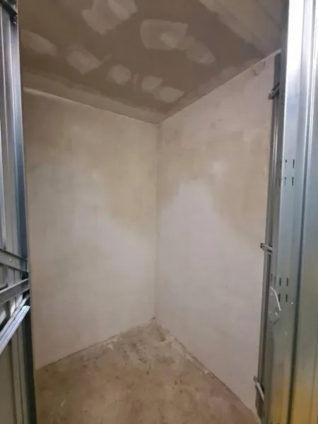 Zentrale, kostengünstige Kleinlager
