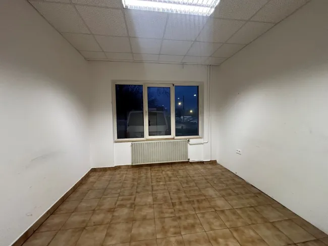 Top Geschäftslokal im Gewerbegebiet - Bild