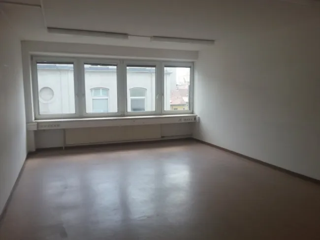 Anlageobjekt, 3 vermietete Büroetagen - Bild