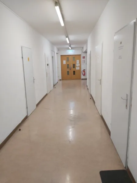 Büroetagen an der U4/U6-Station Längenfeldgasse