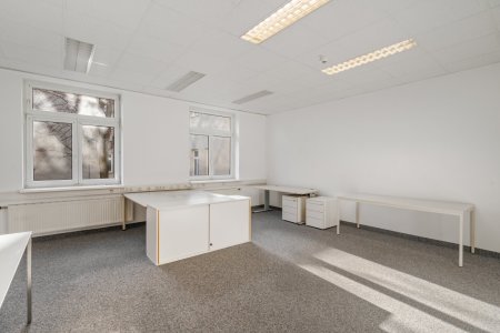 Premium-Gewerbeeinheit | 270 m² Technik- & Bürofläche mit 2 Zugängen, Klima & Glasfaser