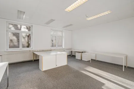 Premium-Gewerbeeinheit | 270 m² Technik- & Bürofläche mit 2 Zugängen, Klima & Glasfaser