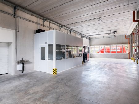 Gewerbeimmobilie in Marchegg – Produktions- & Lagerstandort mit Zukunft
